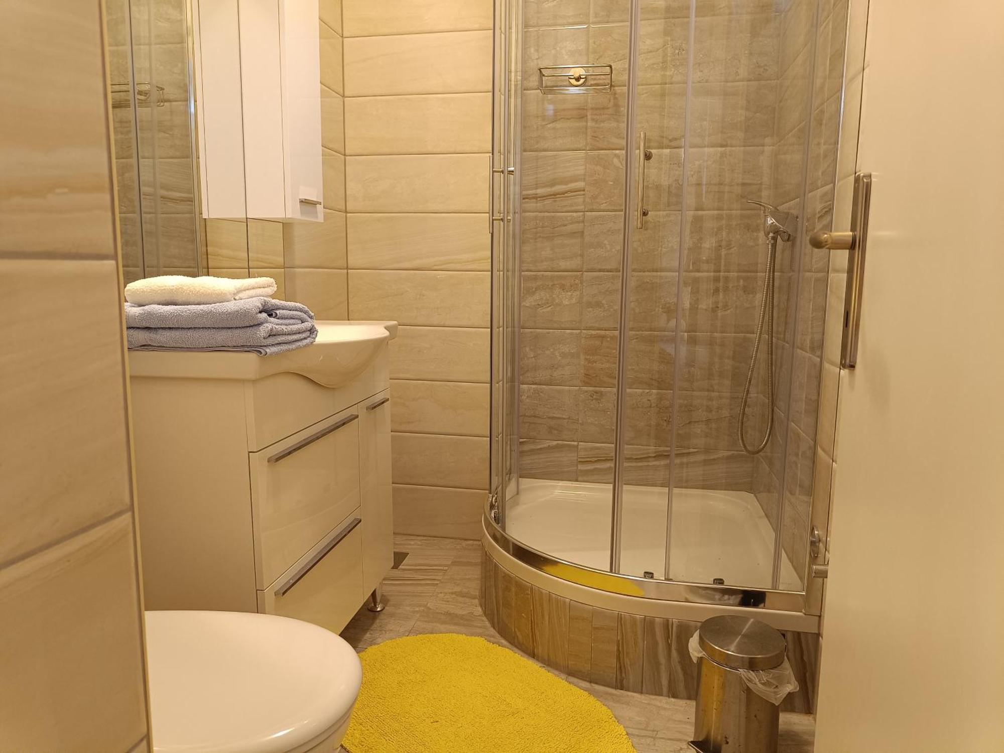Apartments Fani Kanun โบล ภายนอก รูปภาพ